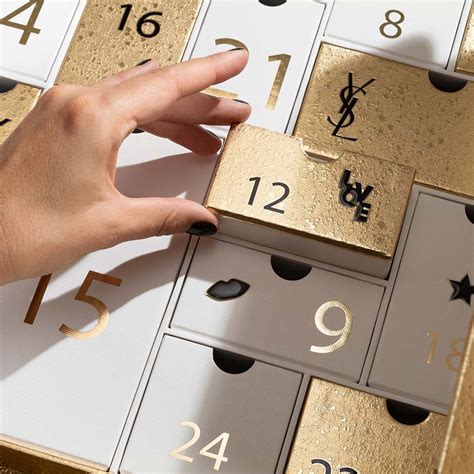 adventkalender ysl|Yves Saint Laurent Adventkalender 2021 .